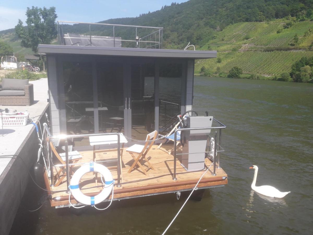 Hotel Hausboot Moselrose in Pölich Polich Exterior foto